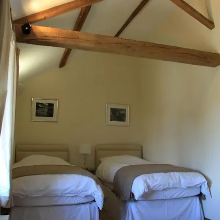 The Granary Self Catering Cottage Шрусбери Экстерьер фото