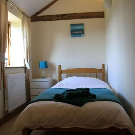 The Granary Self Catering Cottage Шрусбери Экстерьер фото