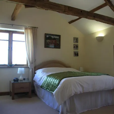 The Granary Self Catering Cottage Шрусбери Экстерьер фото